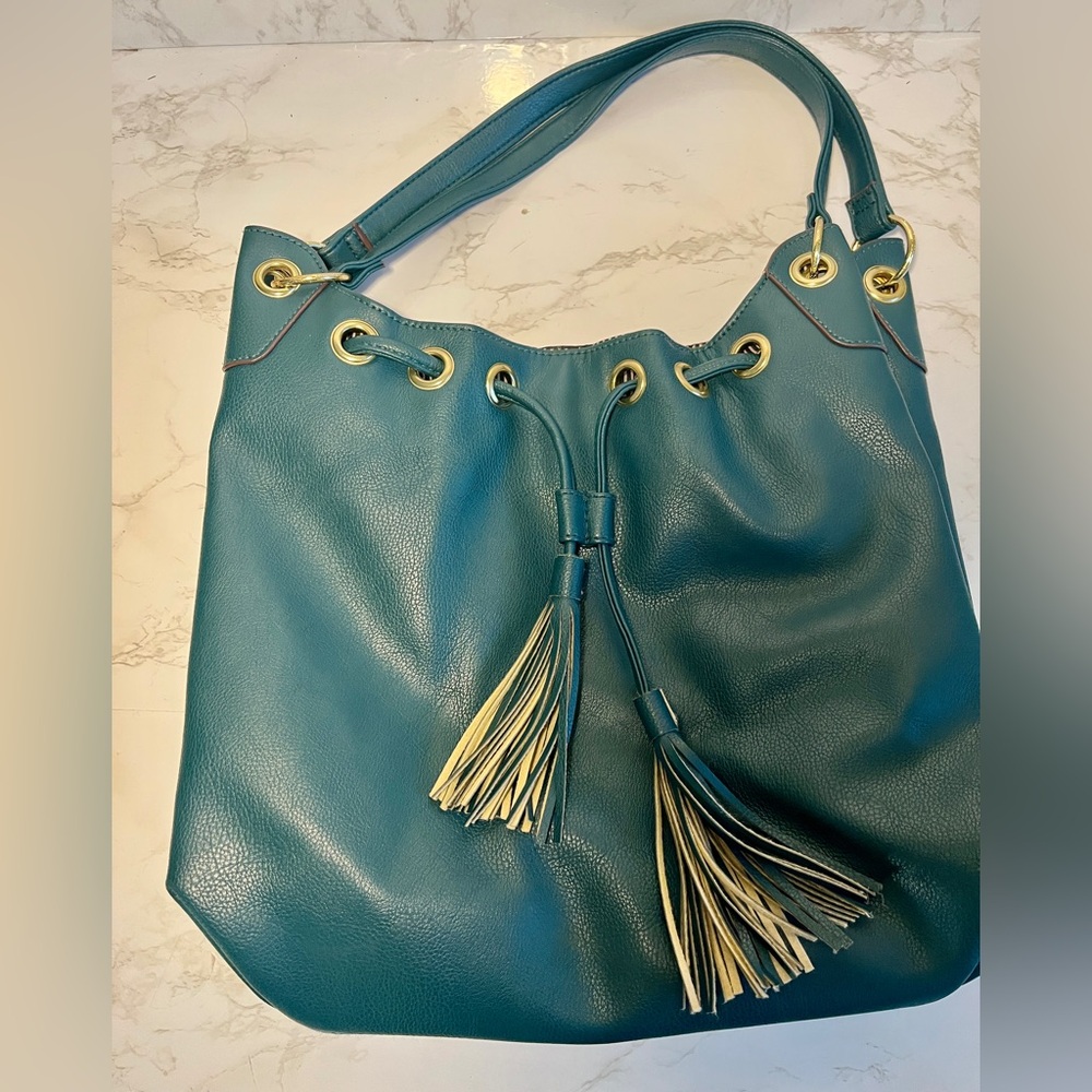 Elegant Teal Leather Tote Bag